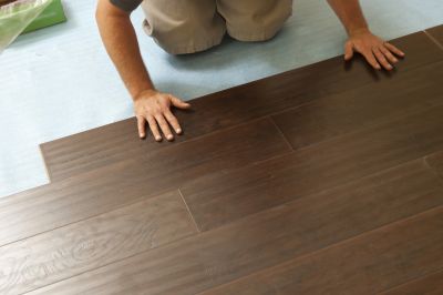 Commercial Laminate Flooring Vs. Traditional Hardwood